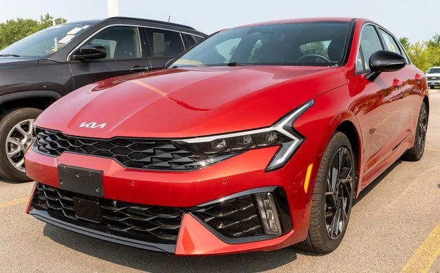 2025 Kia K5 GT-Line