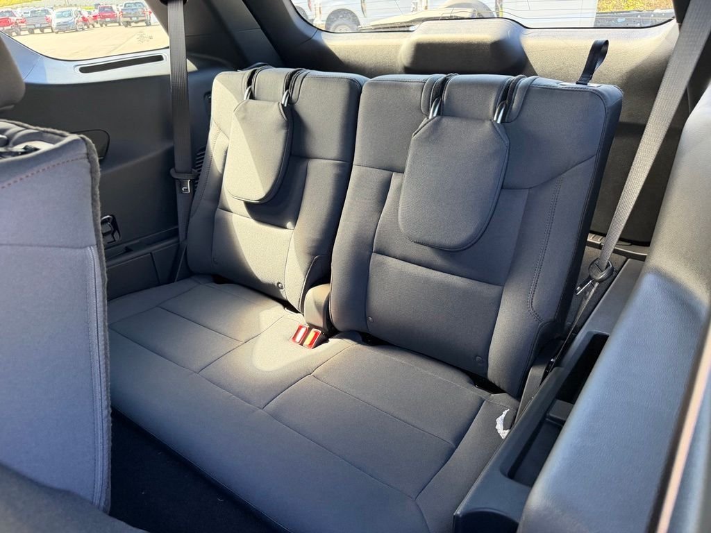 New 2027 Carbonized Gray Metallic Ford Active image 8