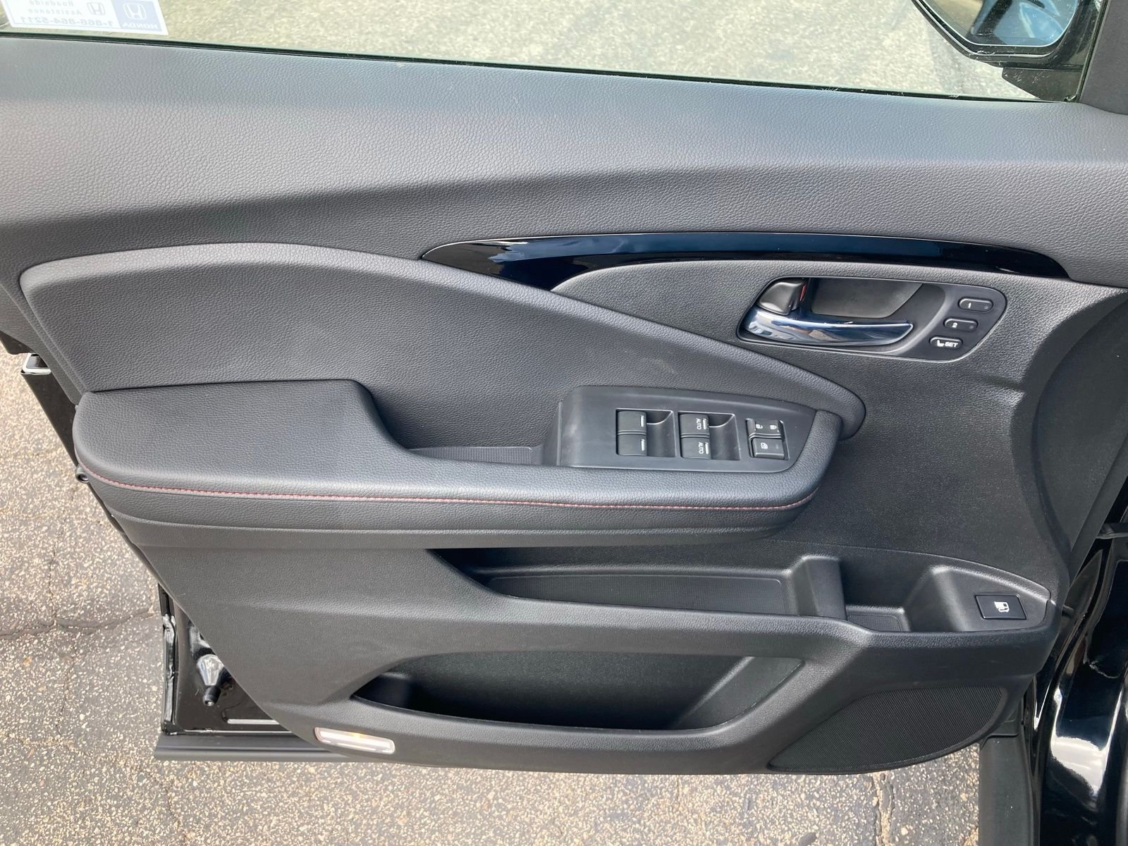 2026 Honda Ridgeline Black Edition - Photo 11