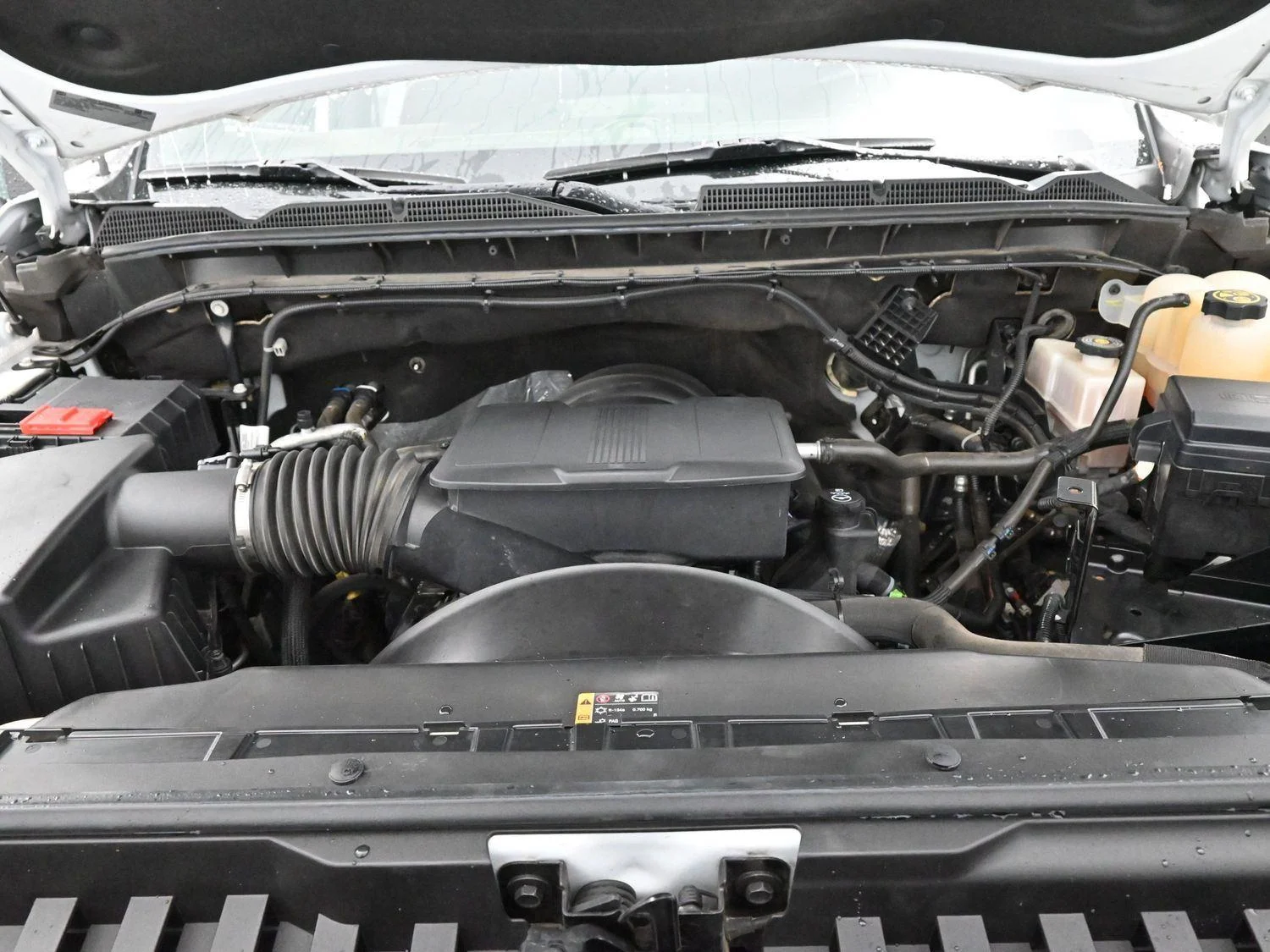 Used 2022 Summit White GMC AT4 image 38