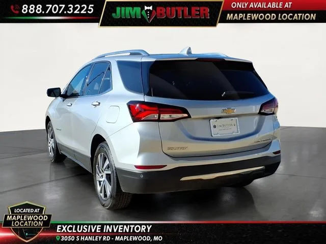 Used 2022 Silver Ice Metallic Chevrolet Premier image 2