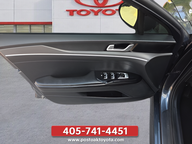 Used 2021 Gray Kia LXS image 13