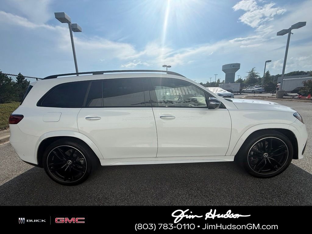 Used 2025  Mercedes-Benz GLS 450 image 4