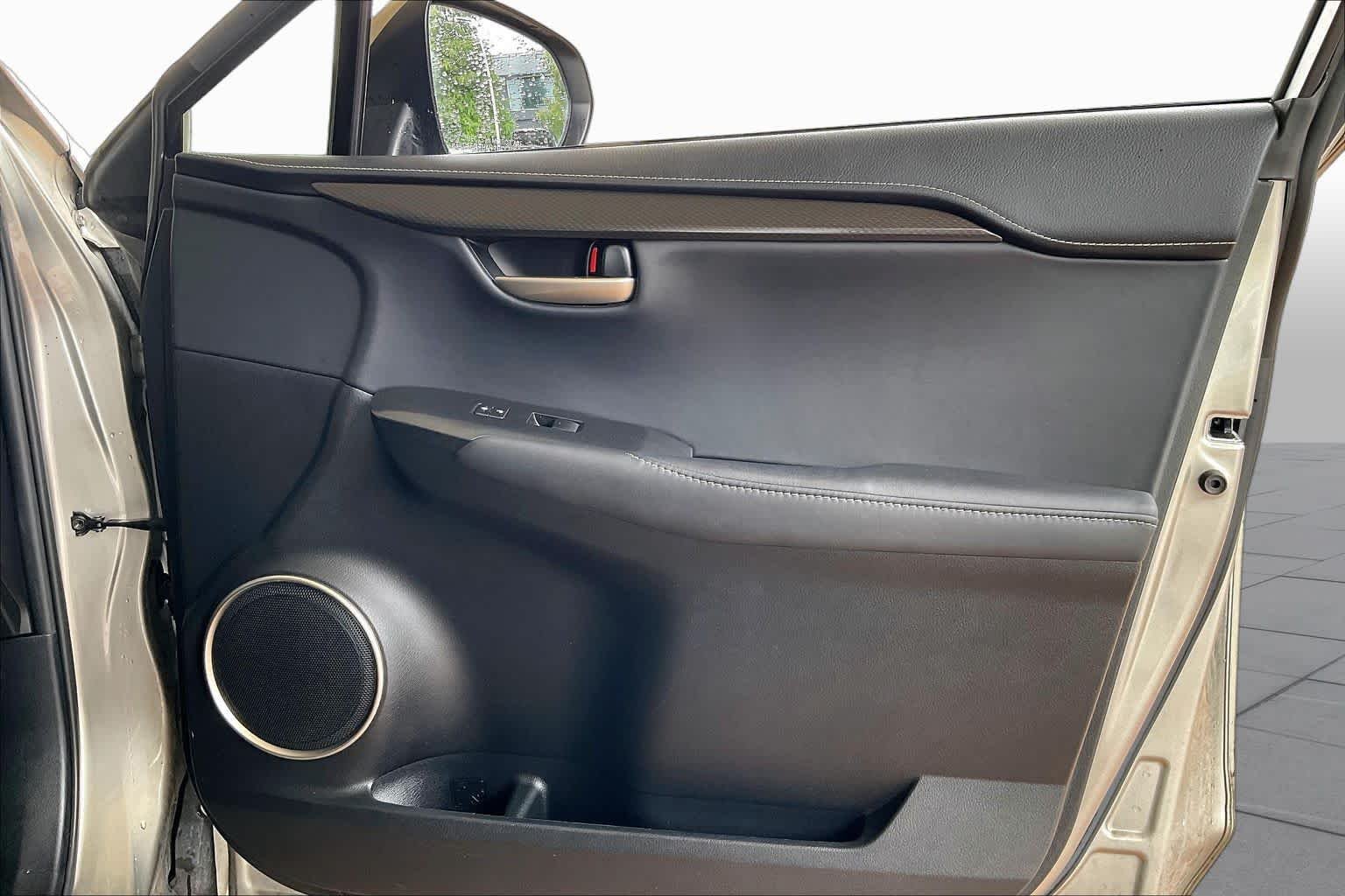 Used 2017 Atomic Silver Lexus  image 20