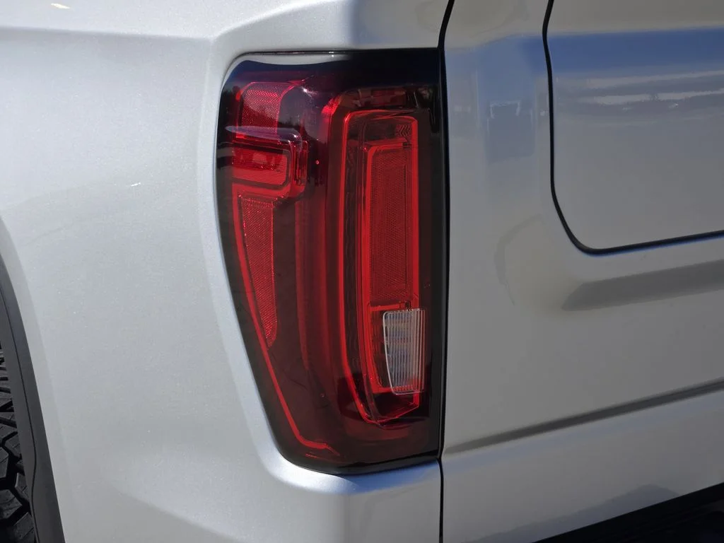 2022 GMC Sierra 1500 AT4 - Photo 6