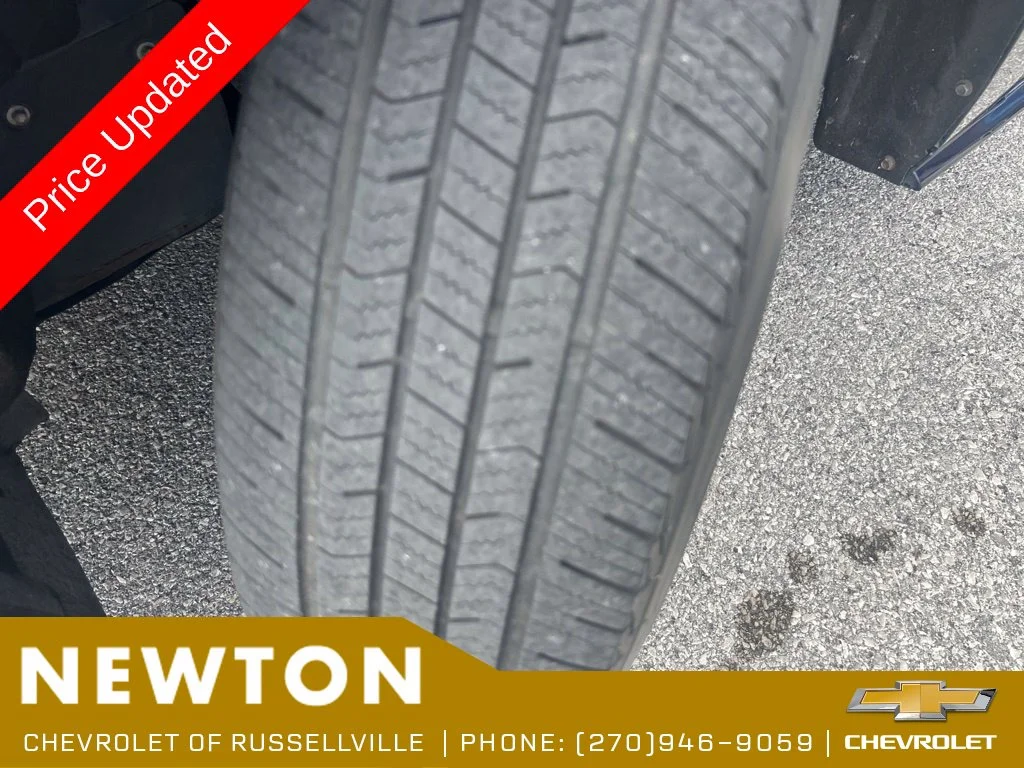 Used 2022 Gray Toyota LE image 48