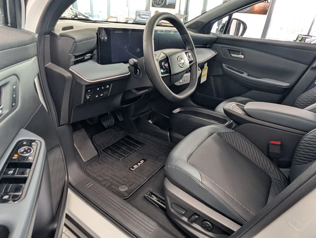 2026 Nissan LEAF Platinum+ - Photo 10