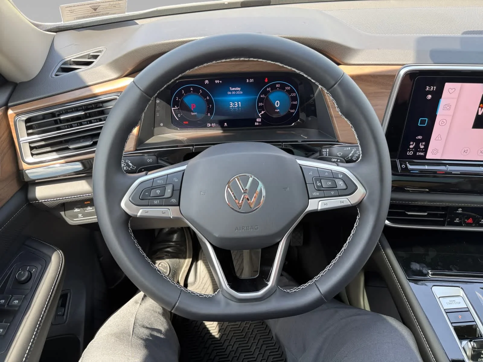 2026 Volkswagen Atlas SE w/Tech - Photo 13