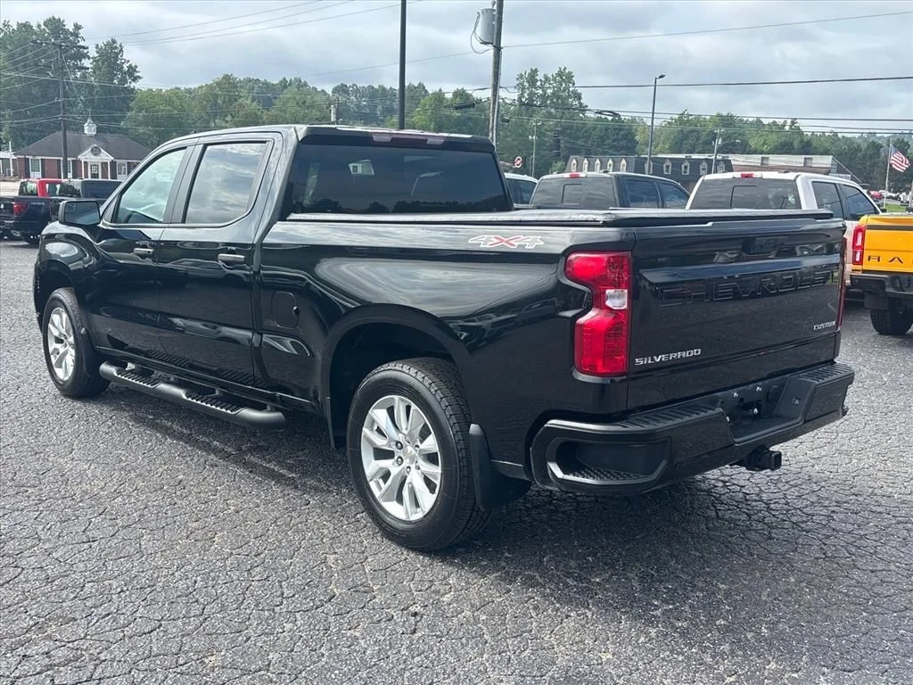 Used 2024 Black Chevrolet Custom image 5