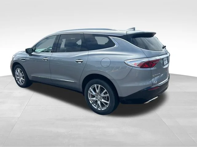Used 2024 Moonstone Gray Metallic Buick Essence image 3