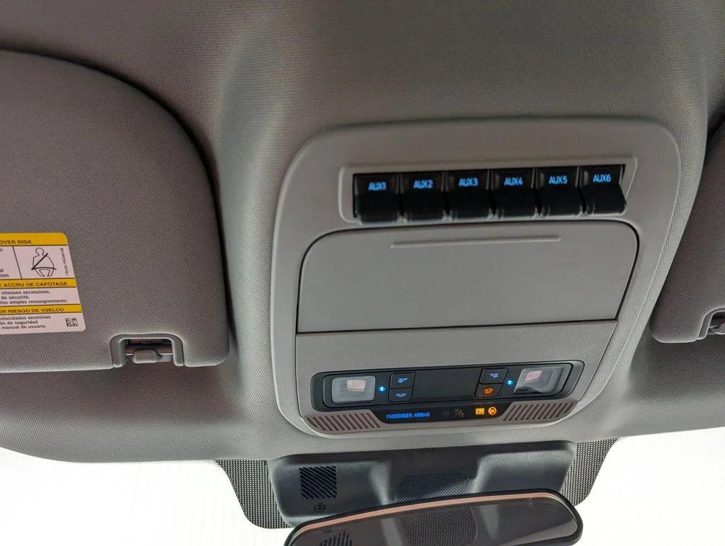 New 2026 Oxford White Ford F-450® XL image 9