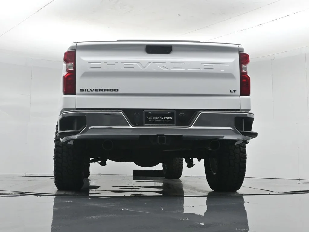 Used 2023 White Chevrolet LT image 52