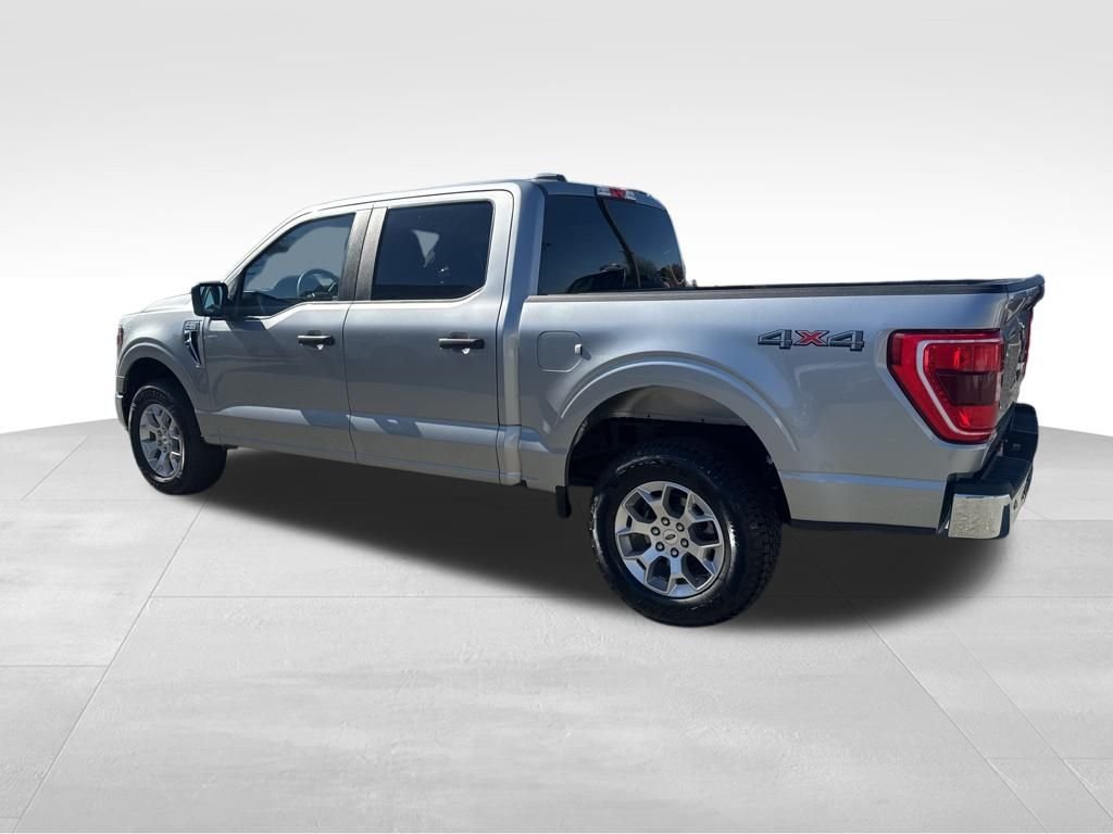 2023 Ford F-150 XLT photo 3