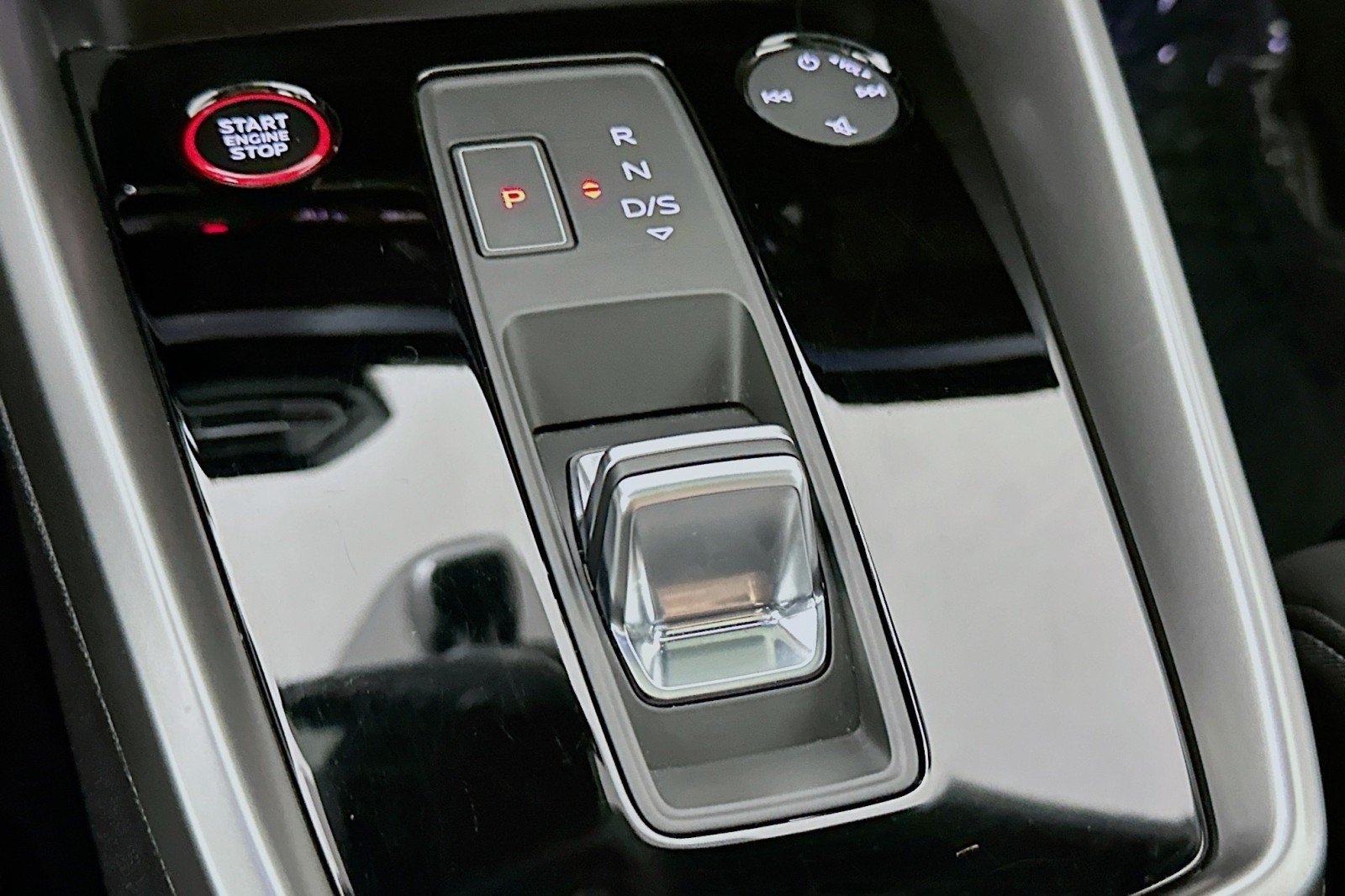 Used 2024 Glacier White Metallic Audi Premium Plus image 7