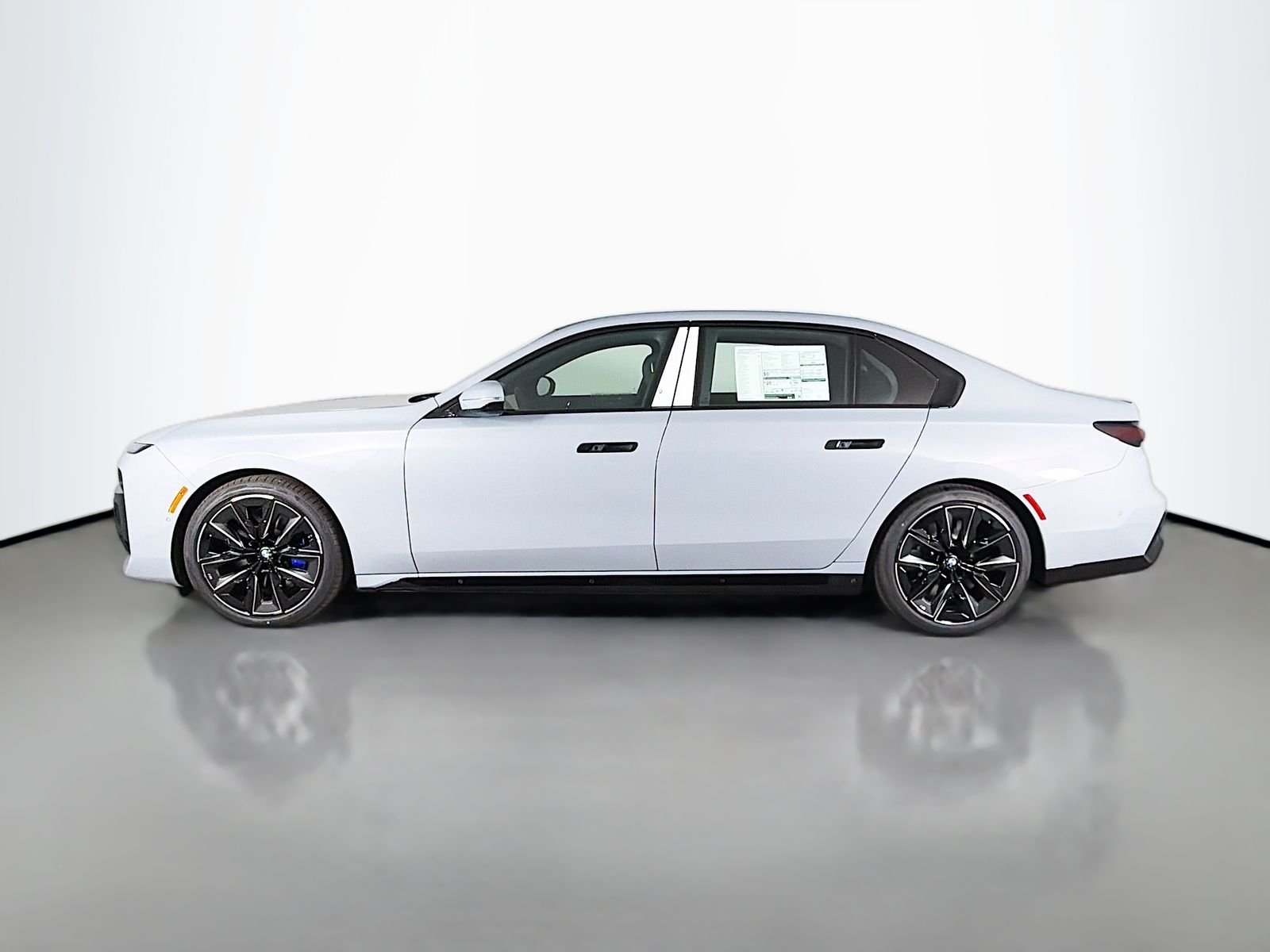 New 2026 Brooklyn Grey Metallic BMW 760i xDrive image 4