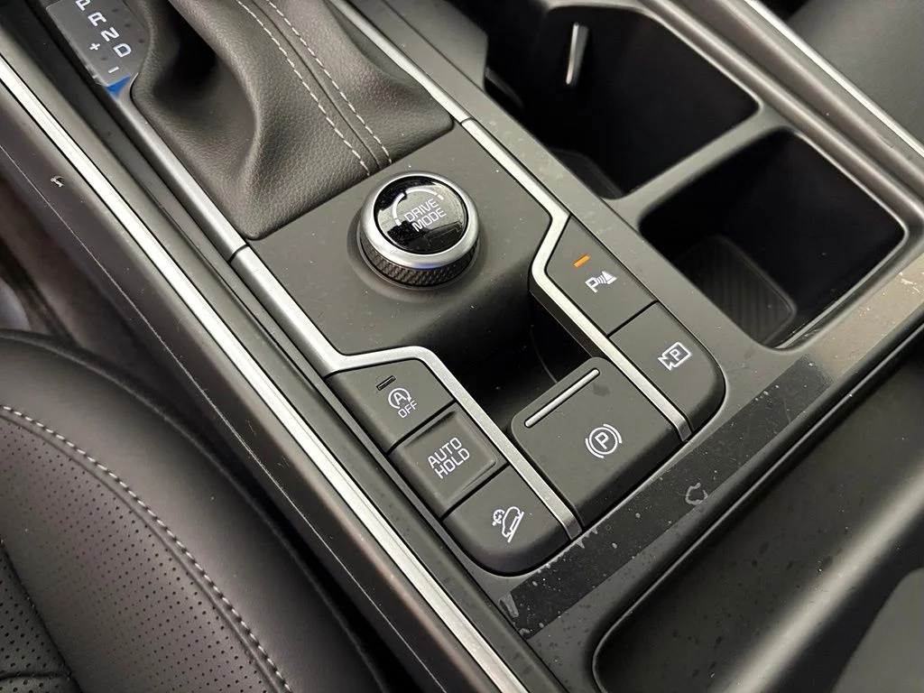 New 2026 Glacial White Pearl Kia S image 32