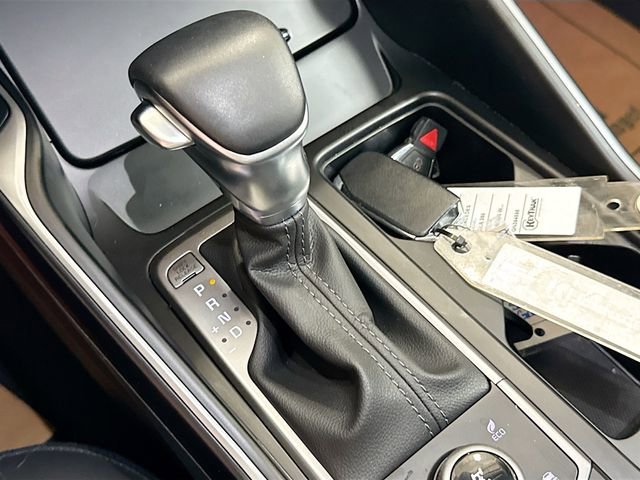 Used 2023  Kia X-Line S image 18