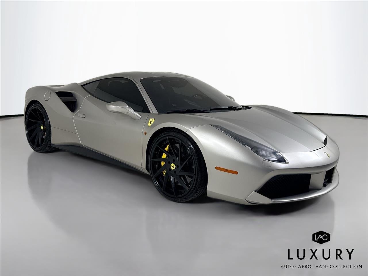 Used 2016 Matte Argento Nurburgring Ferrari Factory Matte Paint | Forgiato Wheels | Full Carbon Interior image 3
