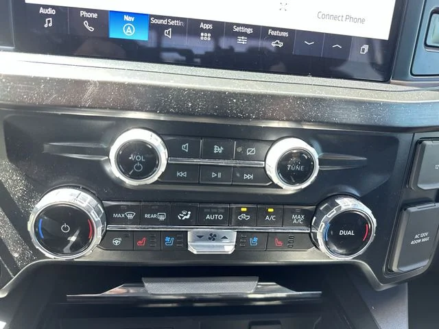 Used 2024 Black Ford  image 19