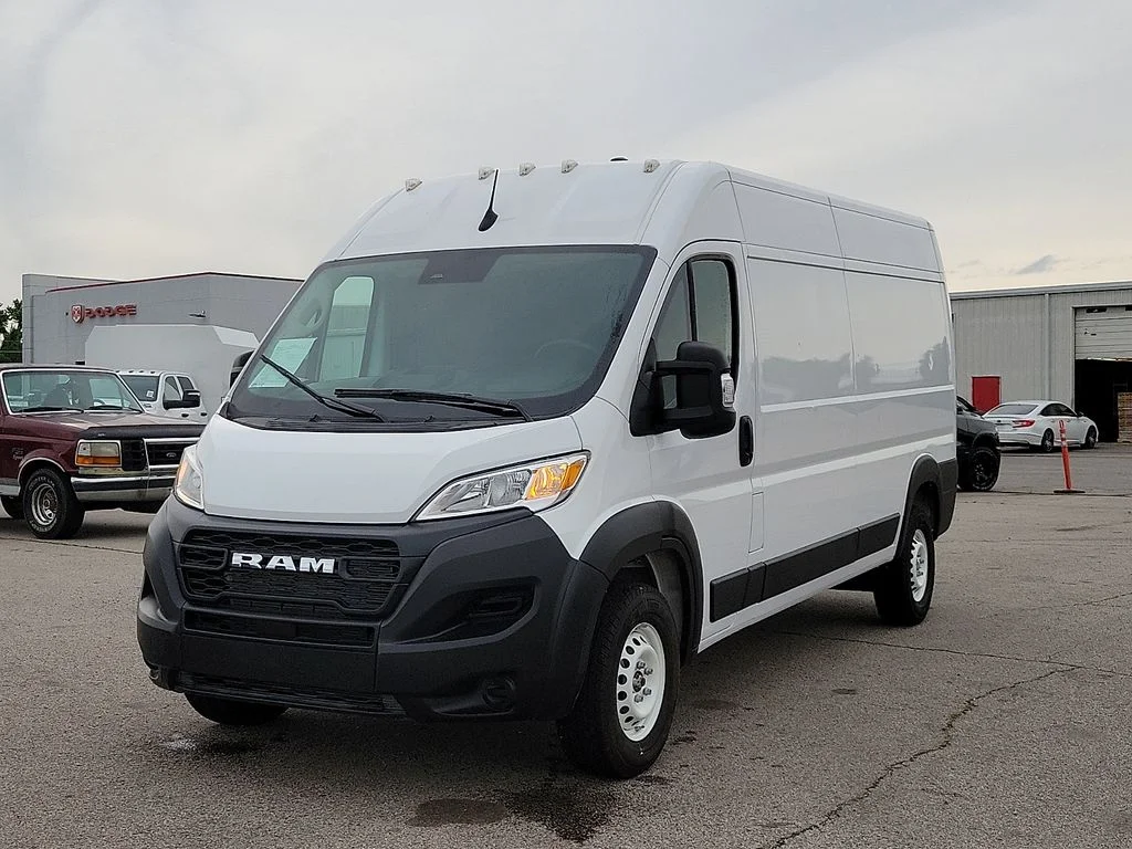 Used 2025 White Ram High Roof image 2
