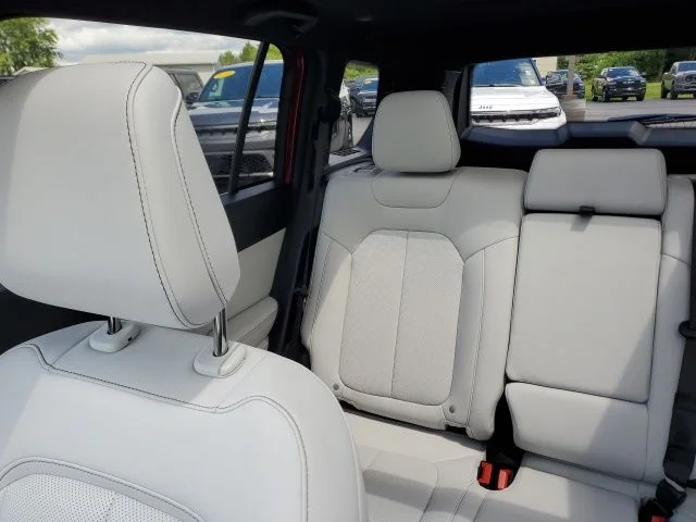 2026 Jeep Cherokee Limited - Photo 14