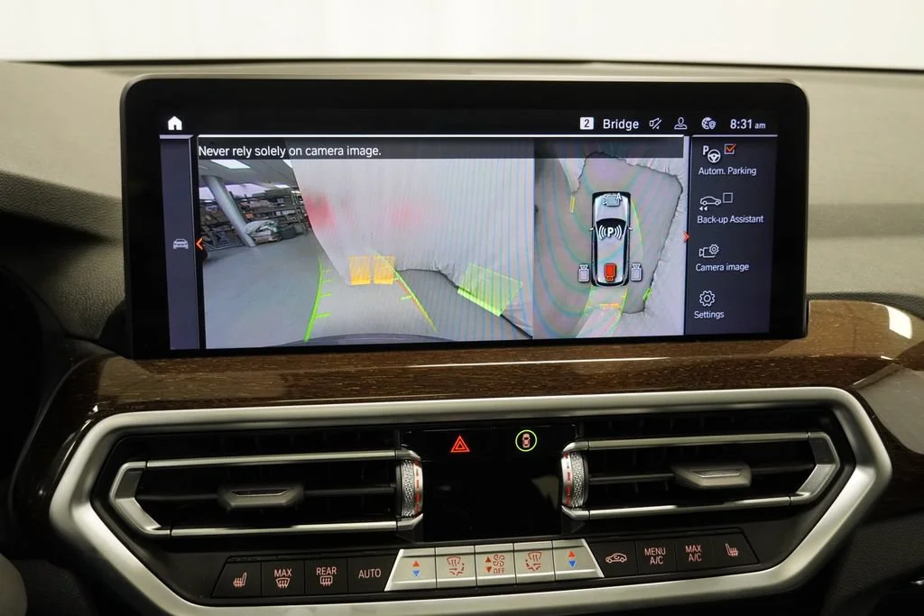 Used 2024 Gray BMW xDrive30i image 20