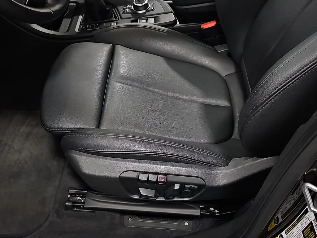 Used 2018 Brown BMW xDrive28i image 31