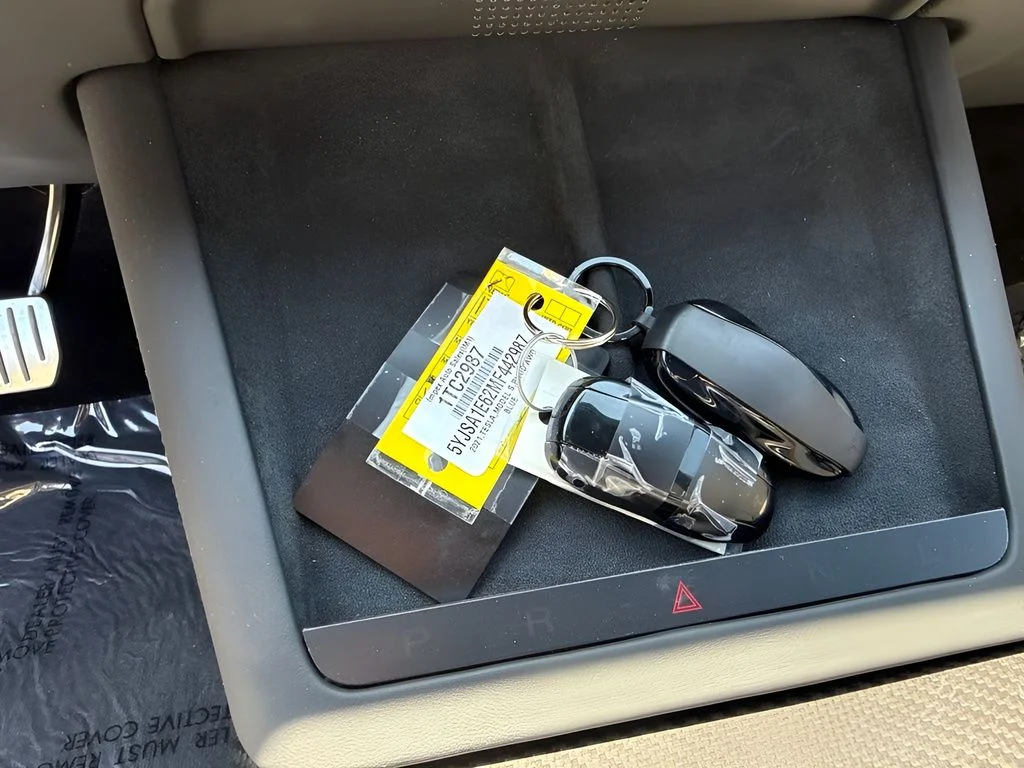 Used 2021 Blue Tesla Plaid image 24