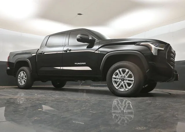 2026 Toyota Tundra SR5 - Photo 16
