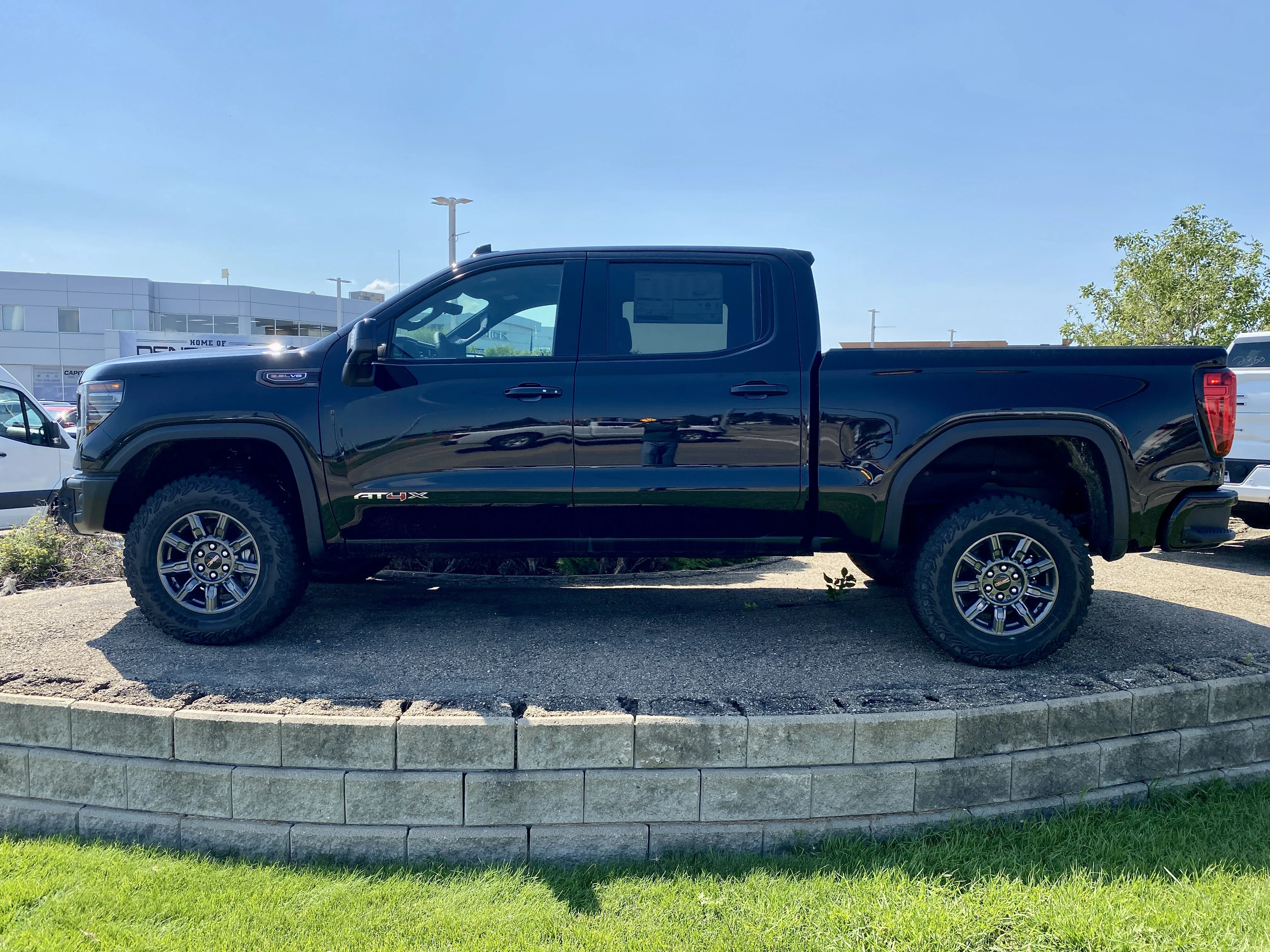 New 2026 ONYX BLACK GMC AT4X image 3