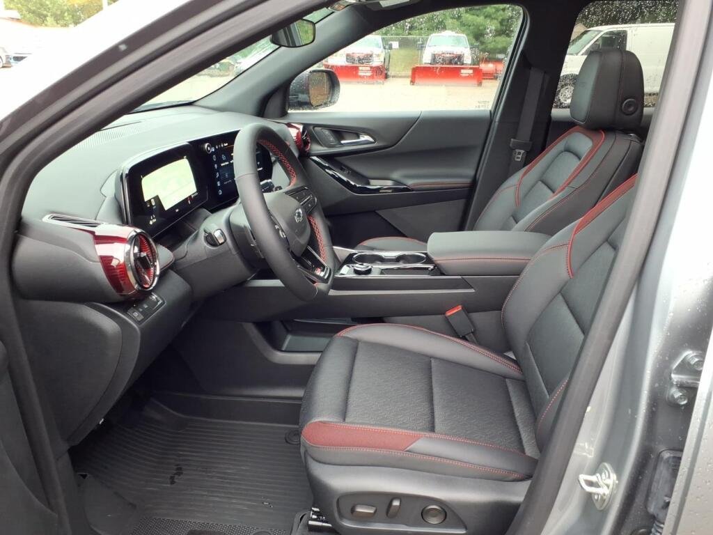 New 2027 Sterling Gray Metallic Chevrolet FWD RS image 7