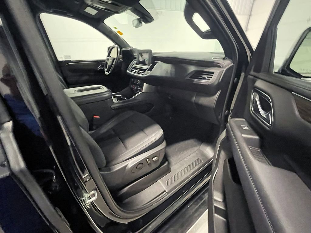 Used 2022 Black Chevrolet LS image 28