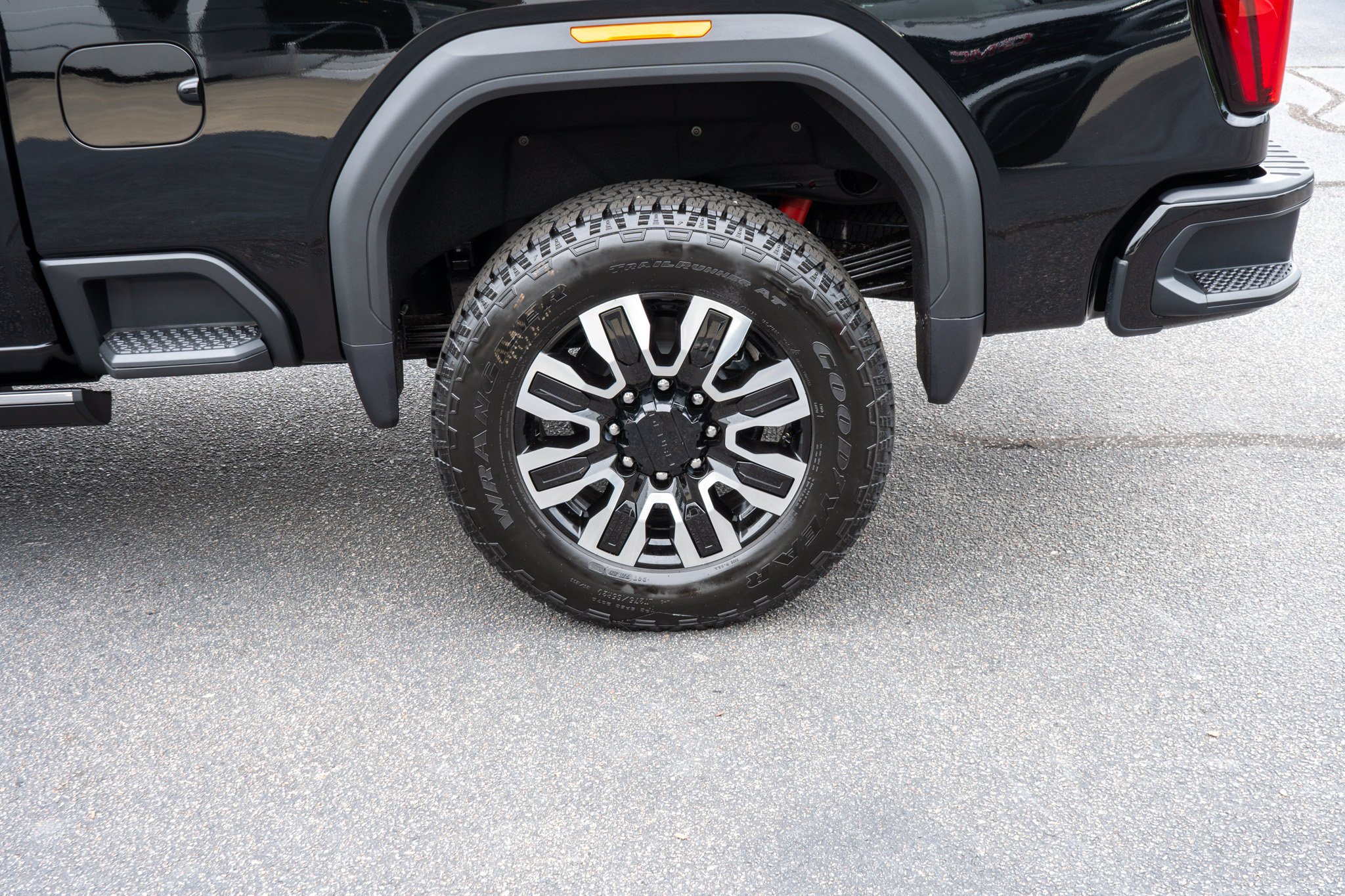 2026 GMC Sierra 2500HD Denali Ultimate - Photo 11