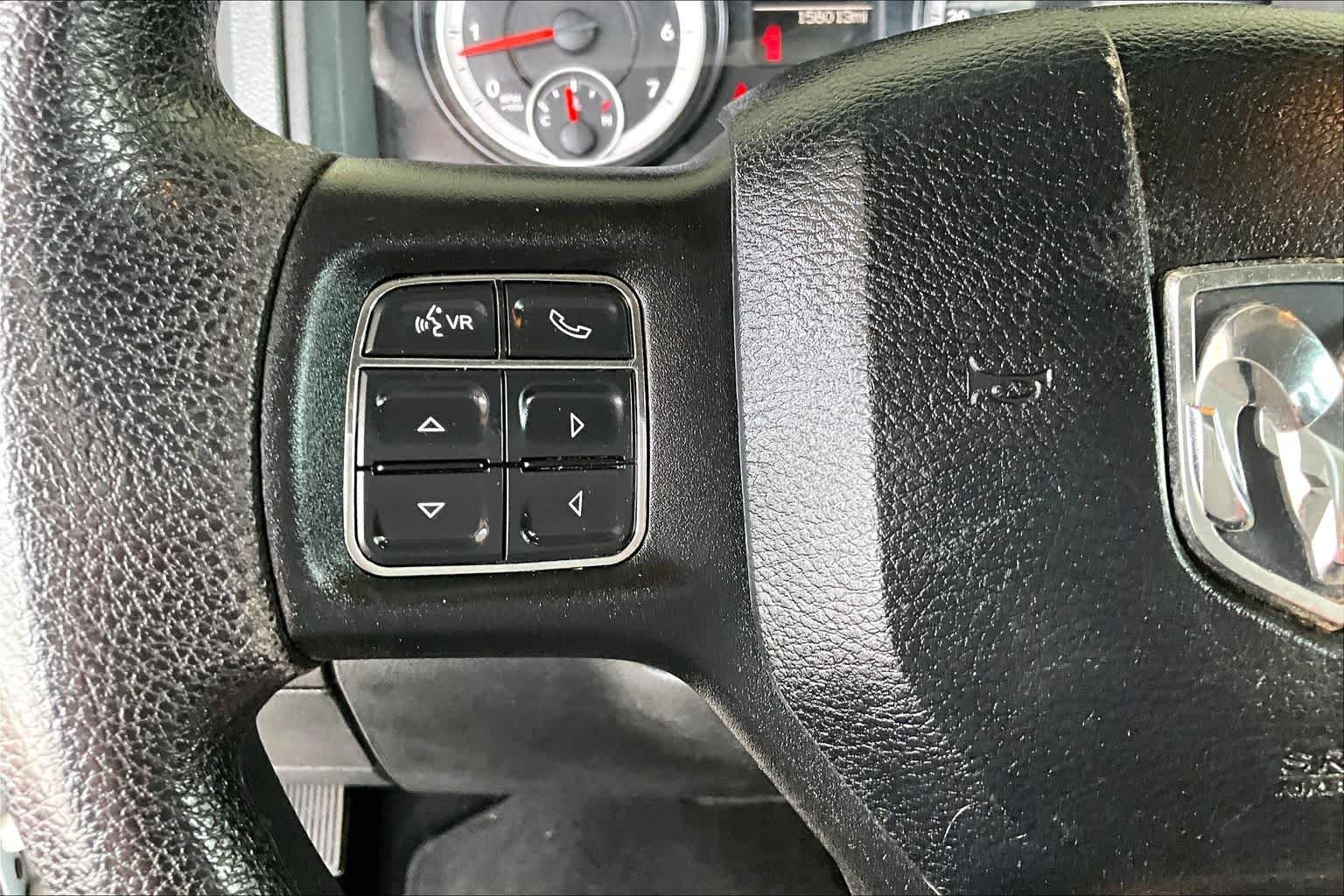 Used 2015 Bright White Clearcoat Ram Express image 22