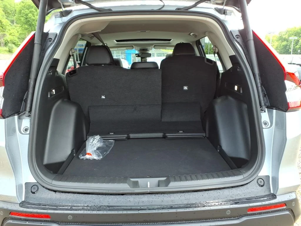 Used 2026 Silver Honda EX-L image 22
