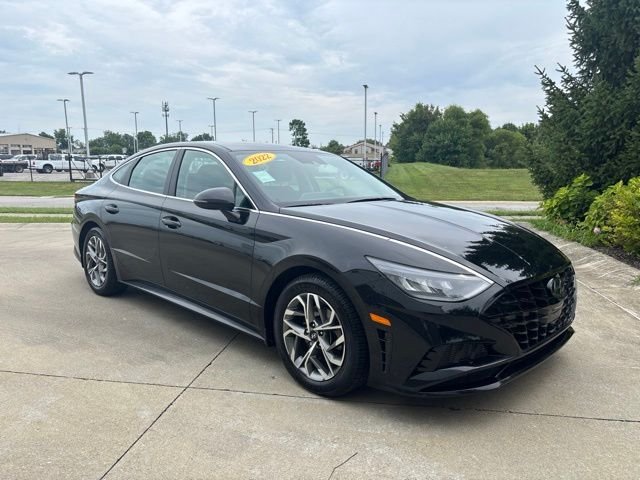 Used 2022 Phantom Black Hyundai SEL image 32