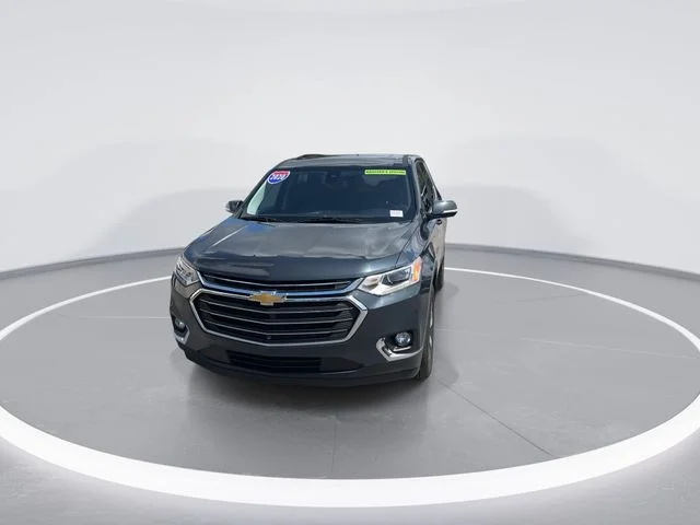 Used 2020 Gray Chevrolet 3LT image 2