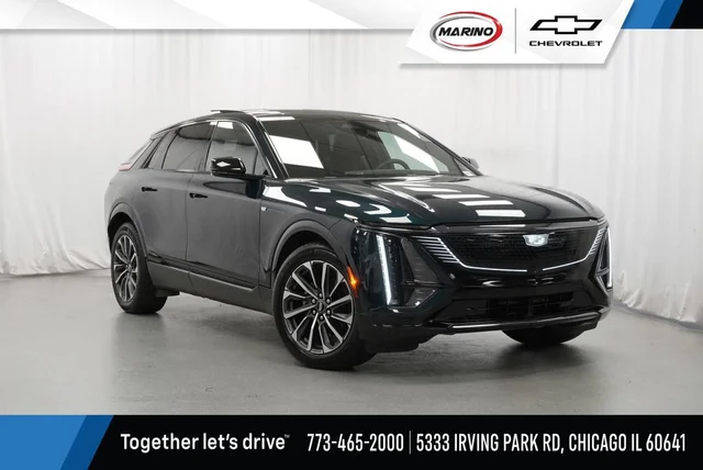 2024 Cadillac LYRIQ Sport 2
