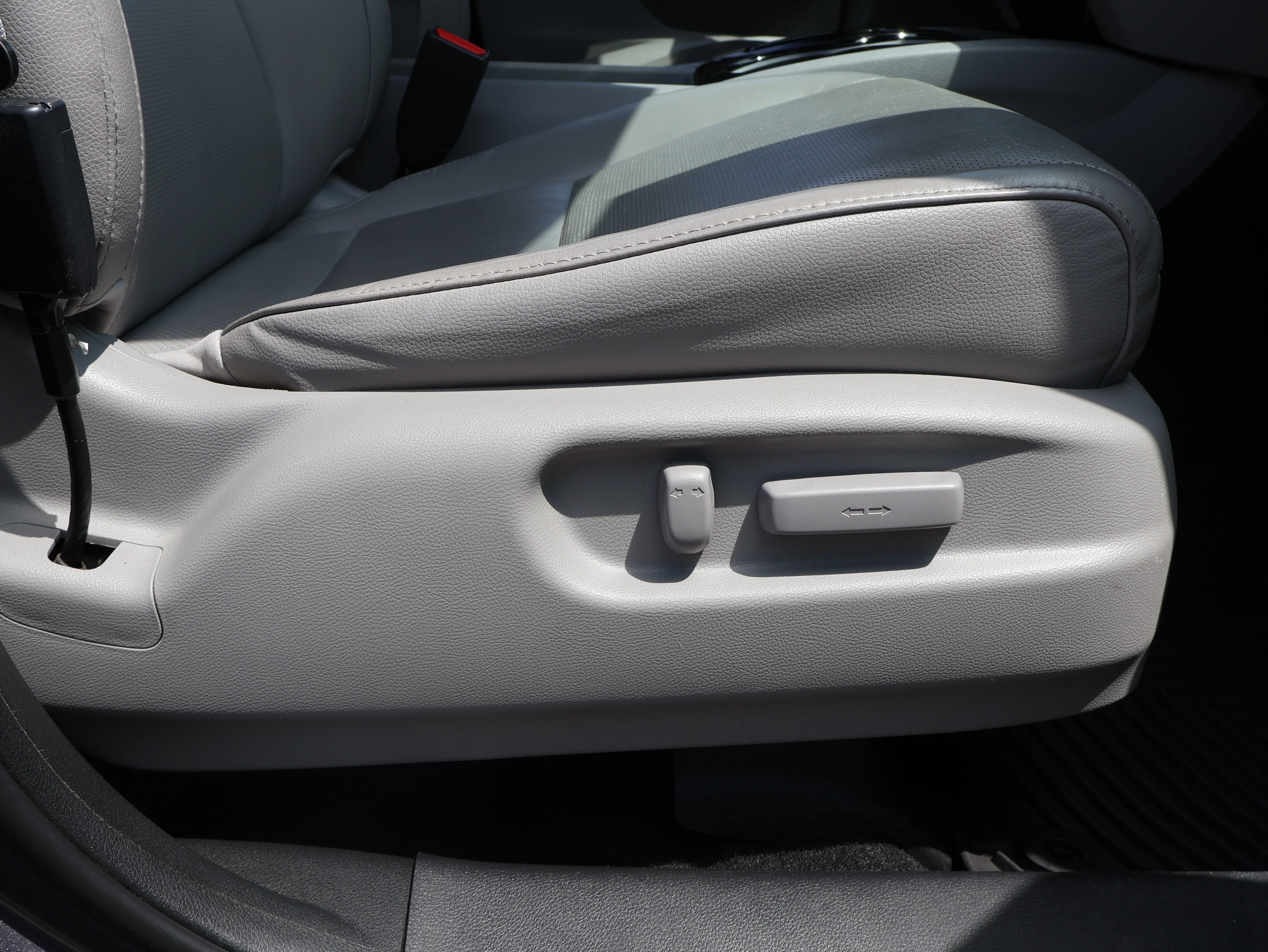 Used 2019 Modern Steel Metallic Honda RTL-E image 10