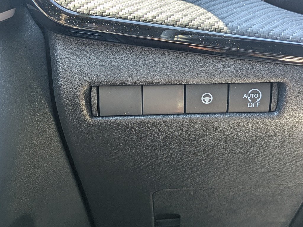 2026 Nissan KICKS SR - Photo 23