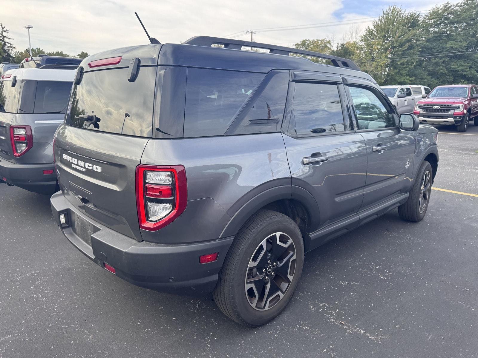 Used 2022 Carbonized Gray Ford Outer Banks image 4