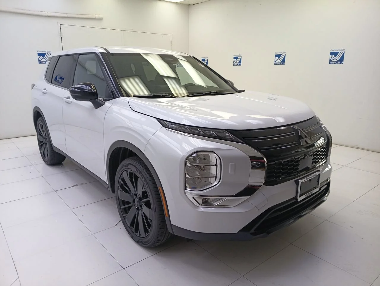 2026 Mitsubishi Outlander