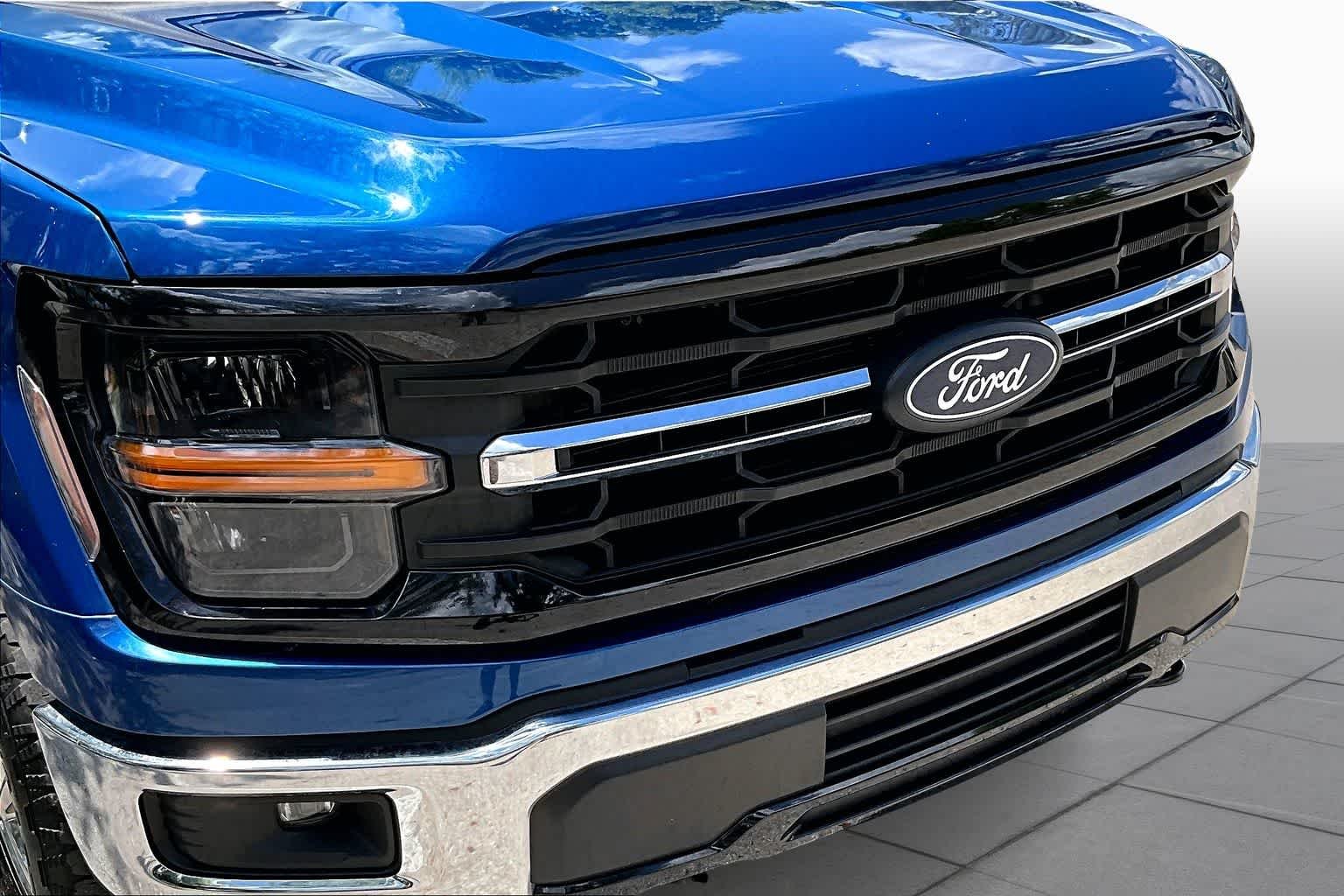 Used 2025 Atlas Blue Ford XLT image 28