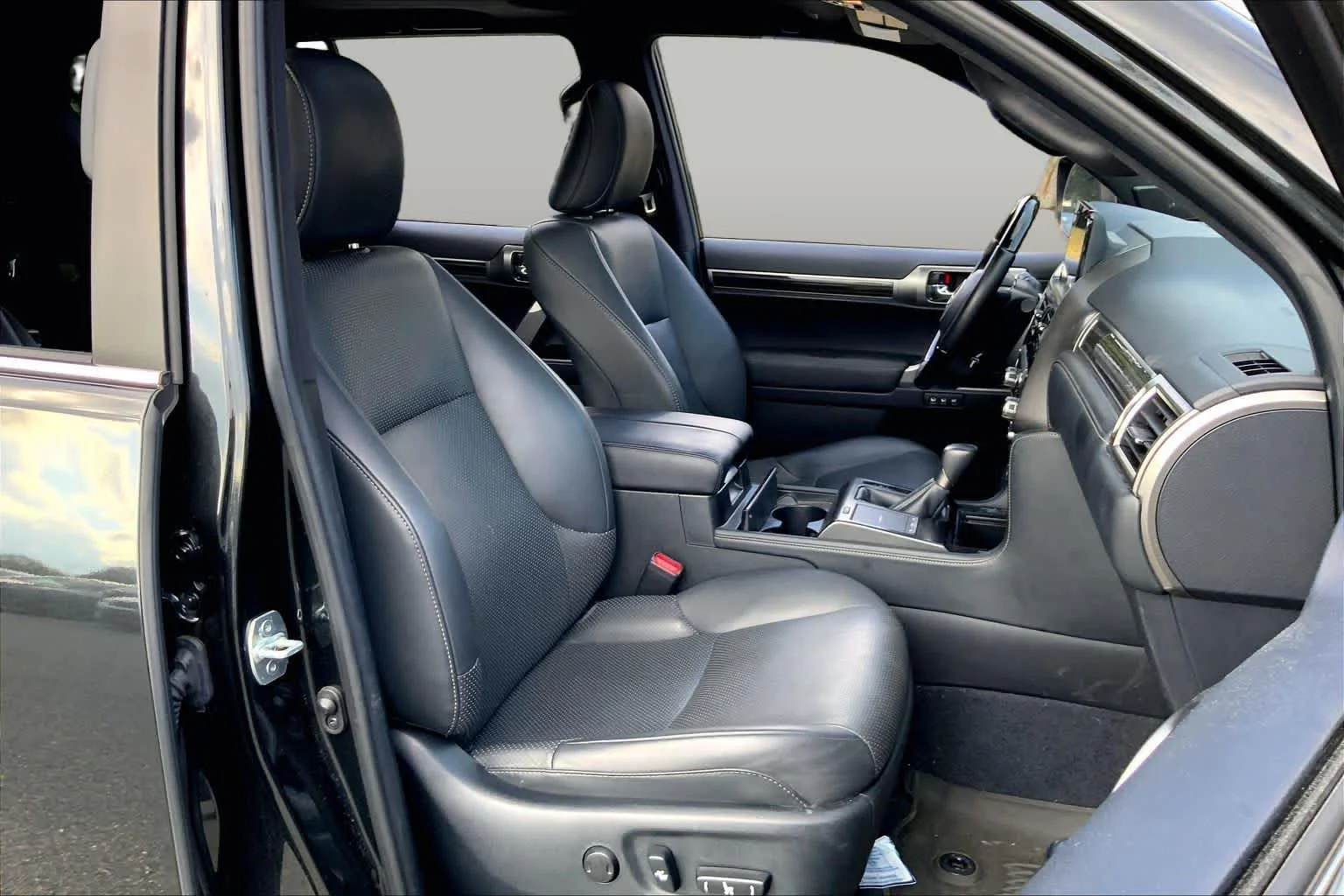 Certified Used 2023 Caviar Lexus Luxury image 8