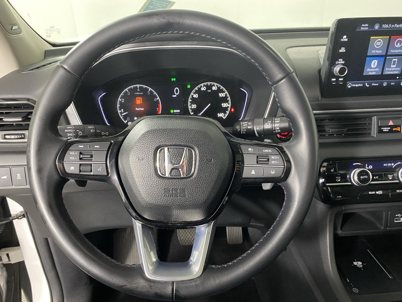 Used 2023 Platinum White Pearl Honda Touring image 15