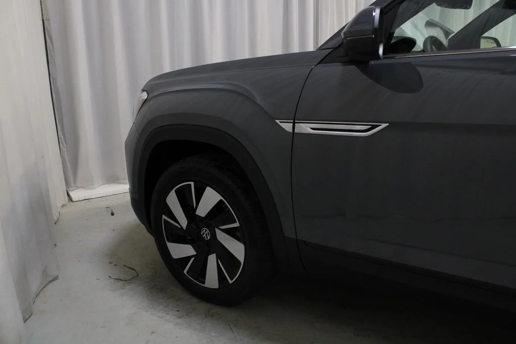 New 2026 Gray Volkswagen 2.0T SE w/Technology image 29
