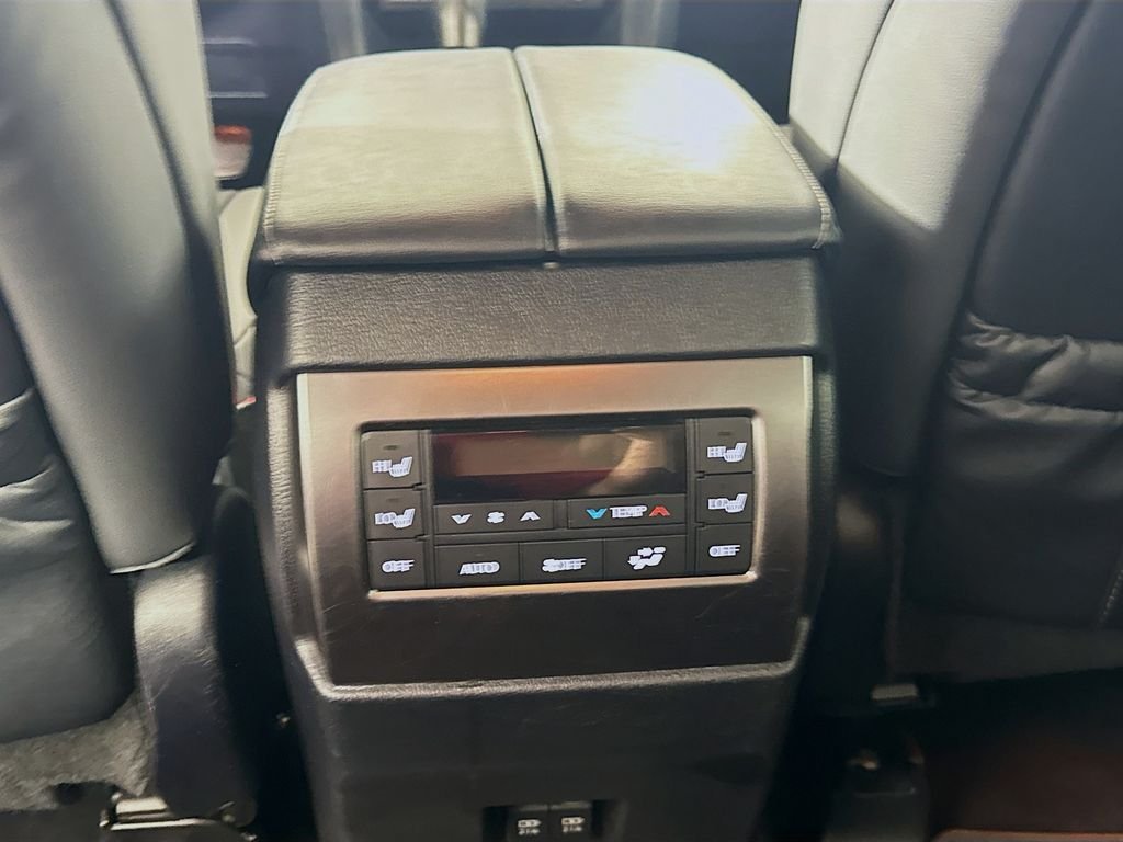 Used 2022 Starfire Pearl Lexus Base image 25
