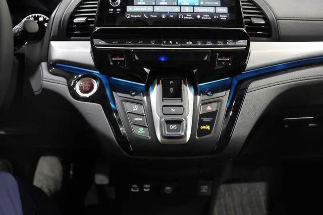 New 2026 Modern Steel Metallic Honda Touring image 26