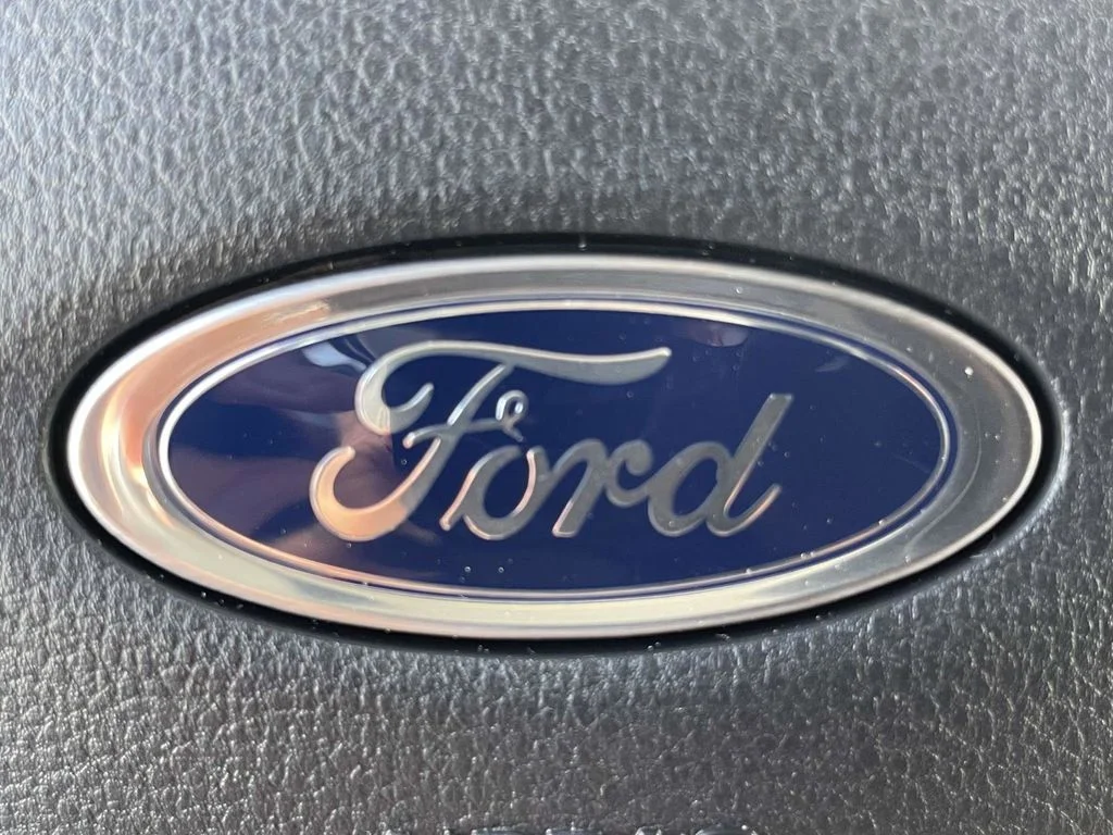New 2026 Oxford White Ford F-450® XL image 24