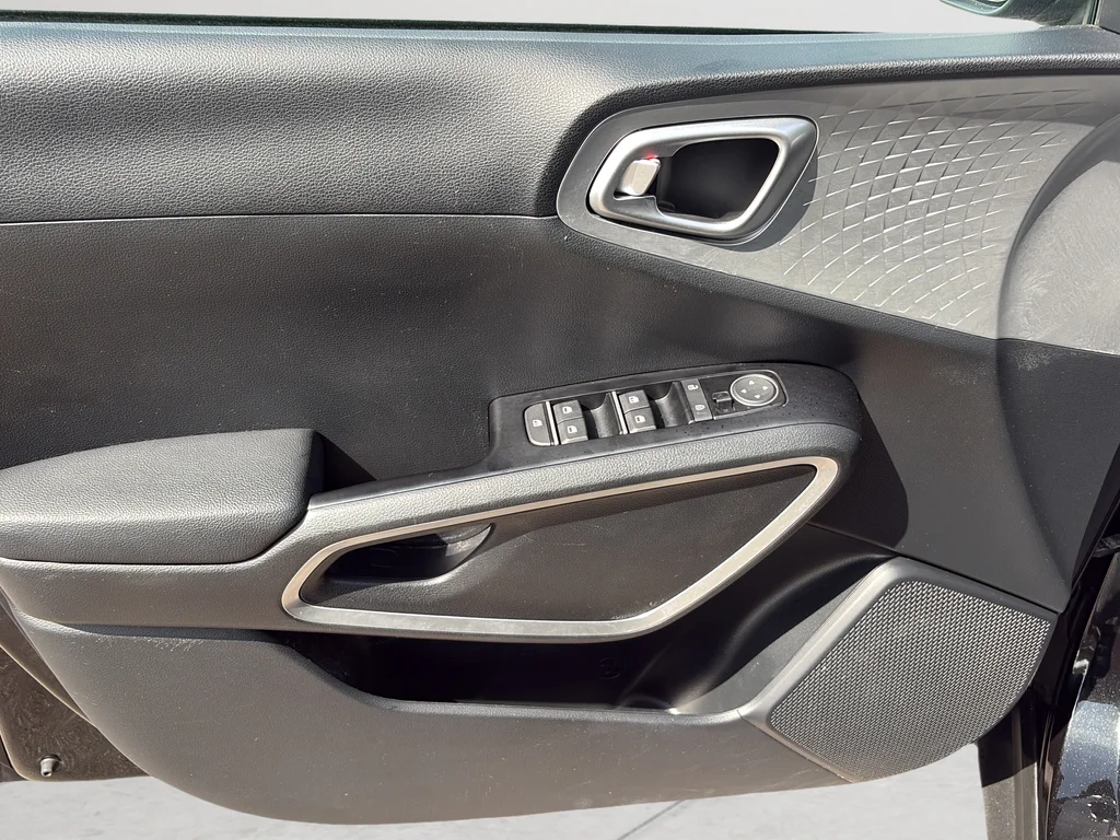 Used 2023 Black Kia LX image 14